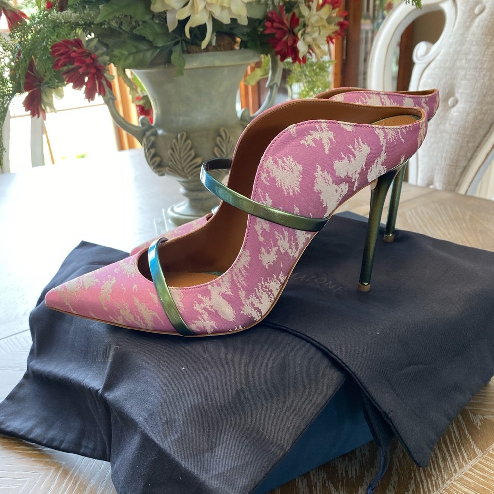 Malone Souliers Maureen Pointy ToePink/Green Mules